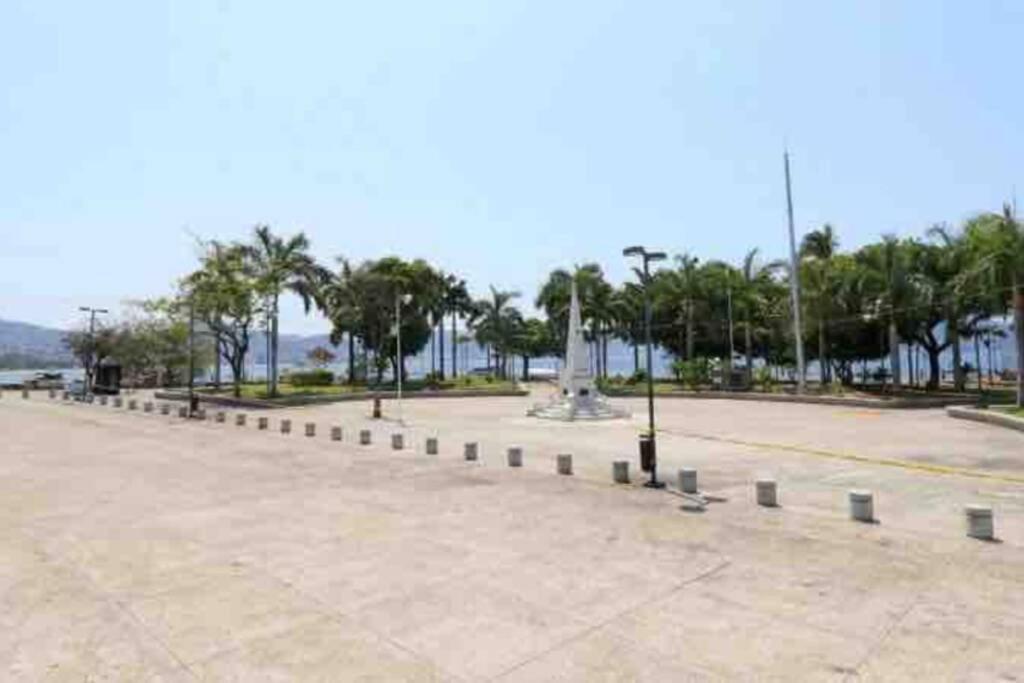 ¡A 200 mts de las playas: Caleta y Caletilla! Acapulco Exterior foto